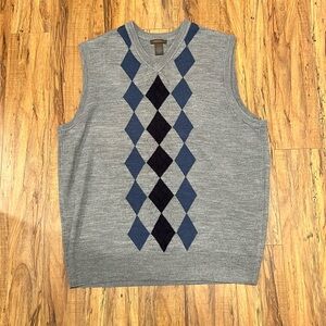 DOCKERS men’s  XL Argyle sweater vest.